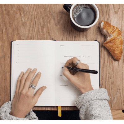 Tulislah dengan menarik